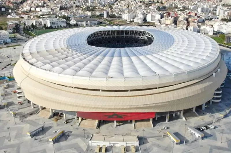 ملعب طنجة الكبير